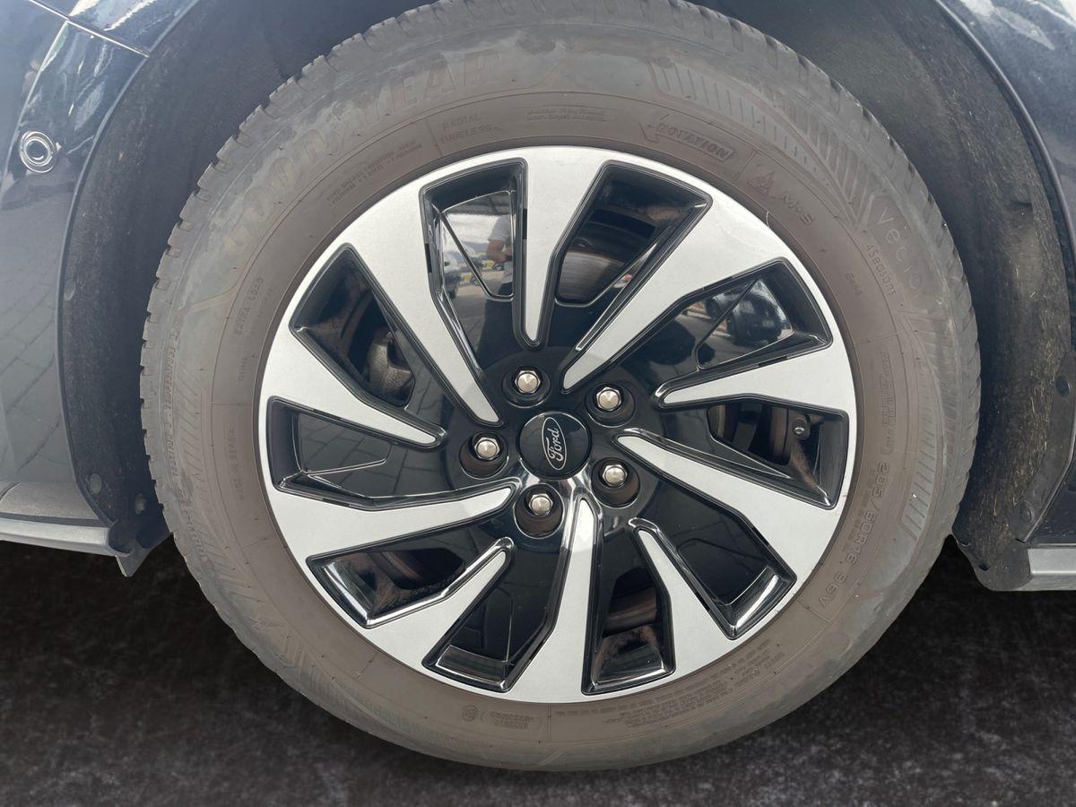 Ford Focus Turnier Titanium 1.0 EcoBoost Aut. * WINTER-Paket * - Bild 10
