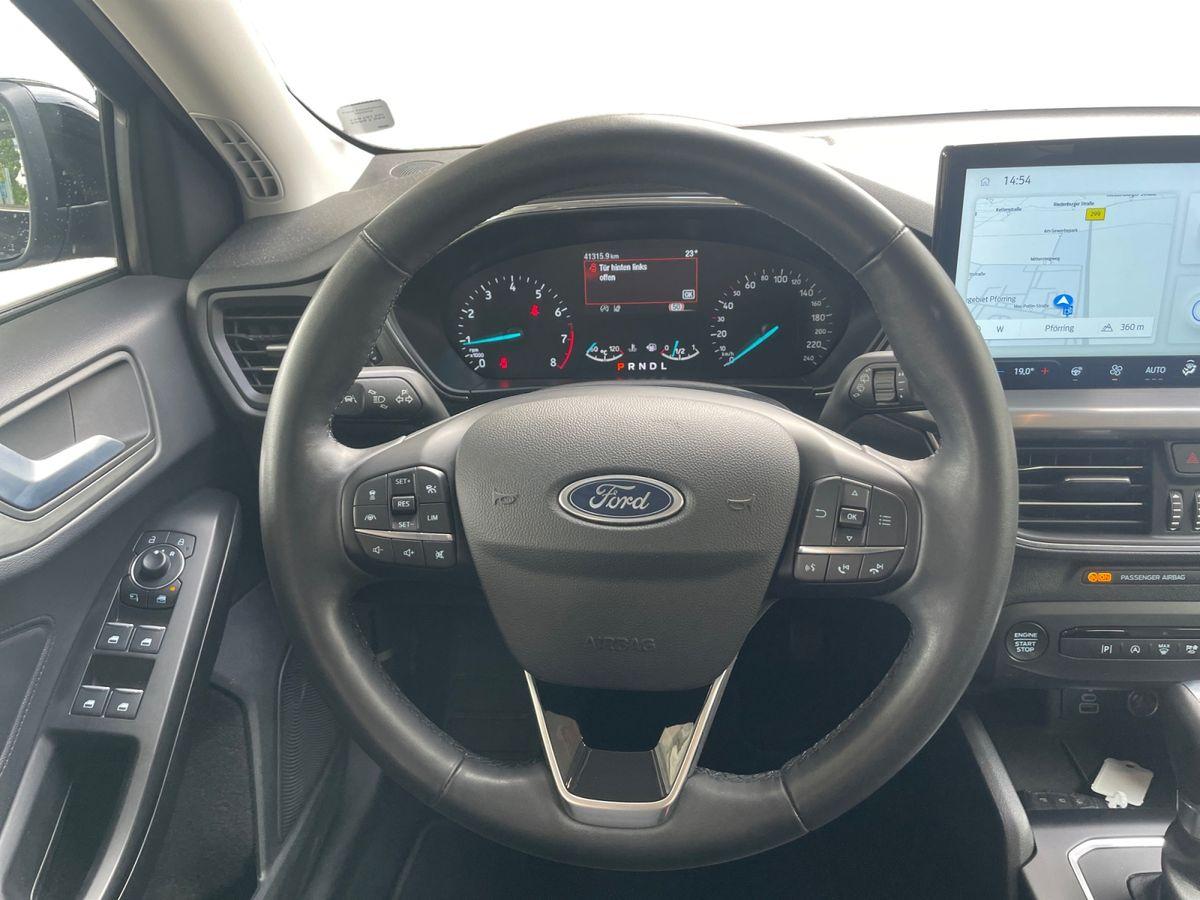 Ford Focus Turnier Titanium 1.0 EcoBoost Aut. * WINTER-Paket * - Bild 14