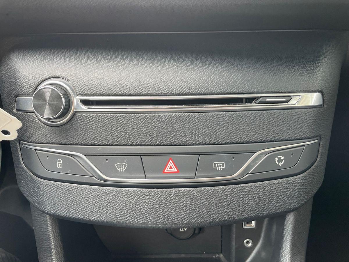 Peugeot 308 Active 1.6 Blue-HDI FAP - Bild 23