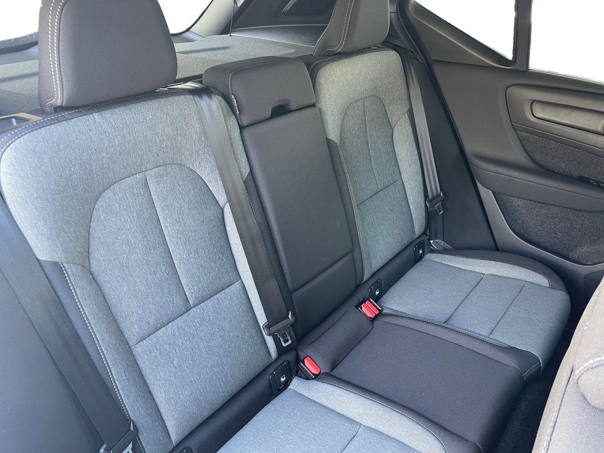Volvo XC40 Plus Dark 2WD ** SONDERPREIS ** - Bild 19