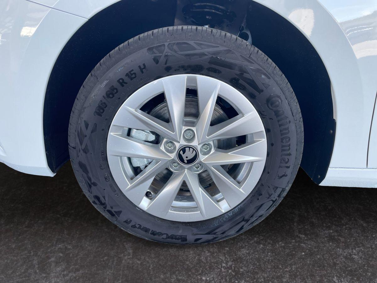 Skoda Fabia 1.0 TSI DSG Aut. * NAVI über SmartLink/KAMERA * - Bild 10