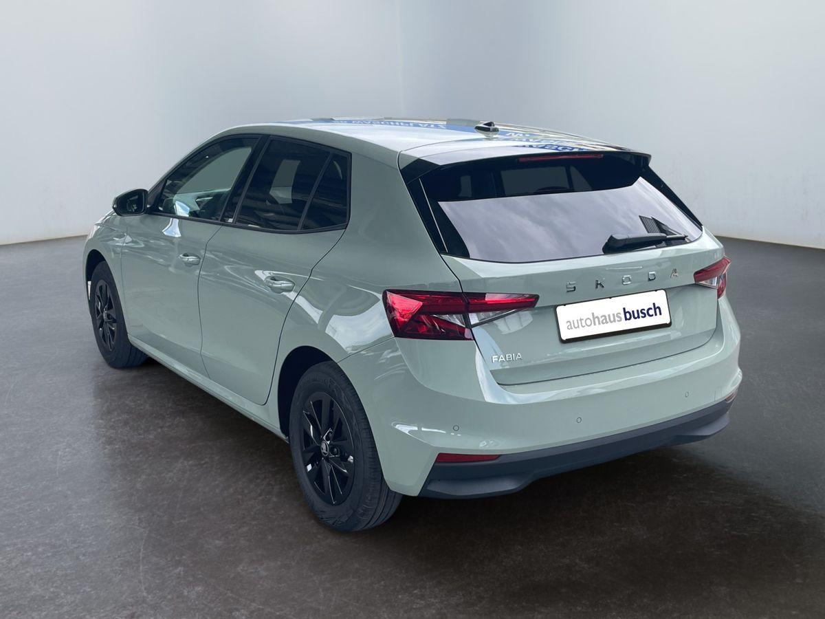 Skoda Fabia Selection 1.0 TSI Aut. ** LED/KAMERA/TEMPOMAT/PP ** - Bild 4