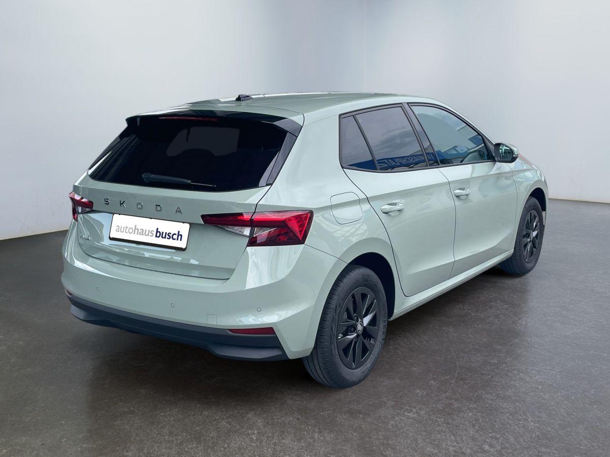 Skoda Fabia Selection 1.0 TSI Aut. ** LED/KAMERA/TEMPOMAT/PP ** - Bild 6