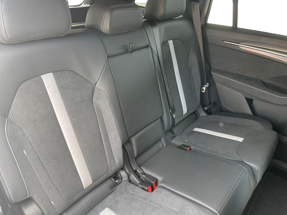 Skoda Kodiaq 2.0TDI DSG Aut. 4×4 Sportline *AHK/ACC/PANO/LED* - Bild 19