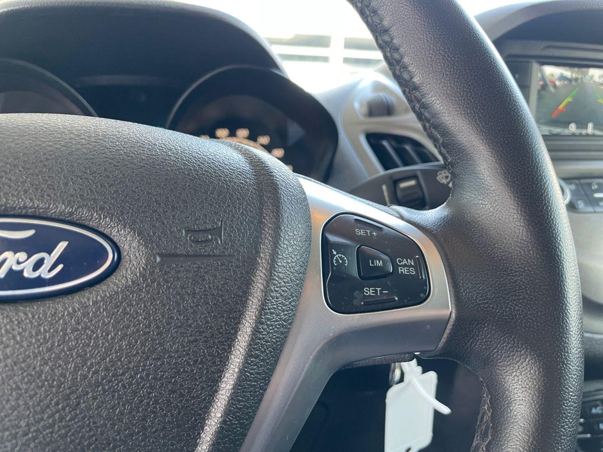 Ford Transit Courier 1.0 EcoBoost ** KAMERA / BLUETOOTH ** - Bild 26