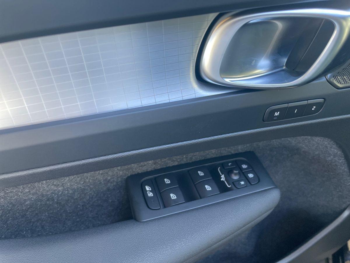 Volvo XC40 B3 Mild Hybrid Plus Dark Aut. - Bild 12