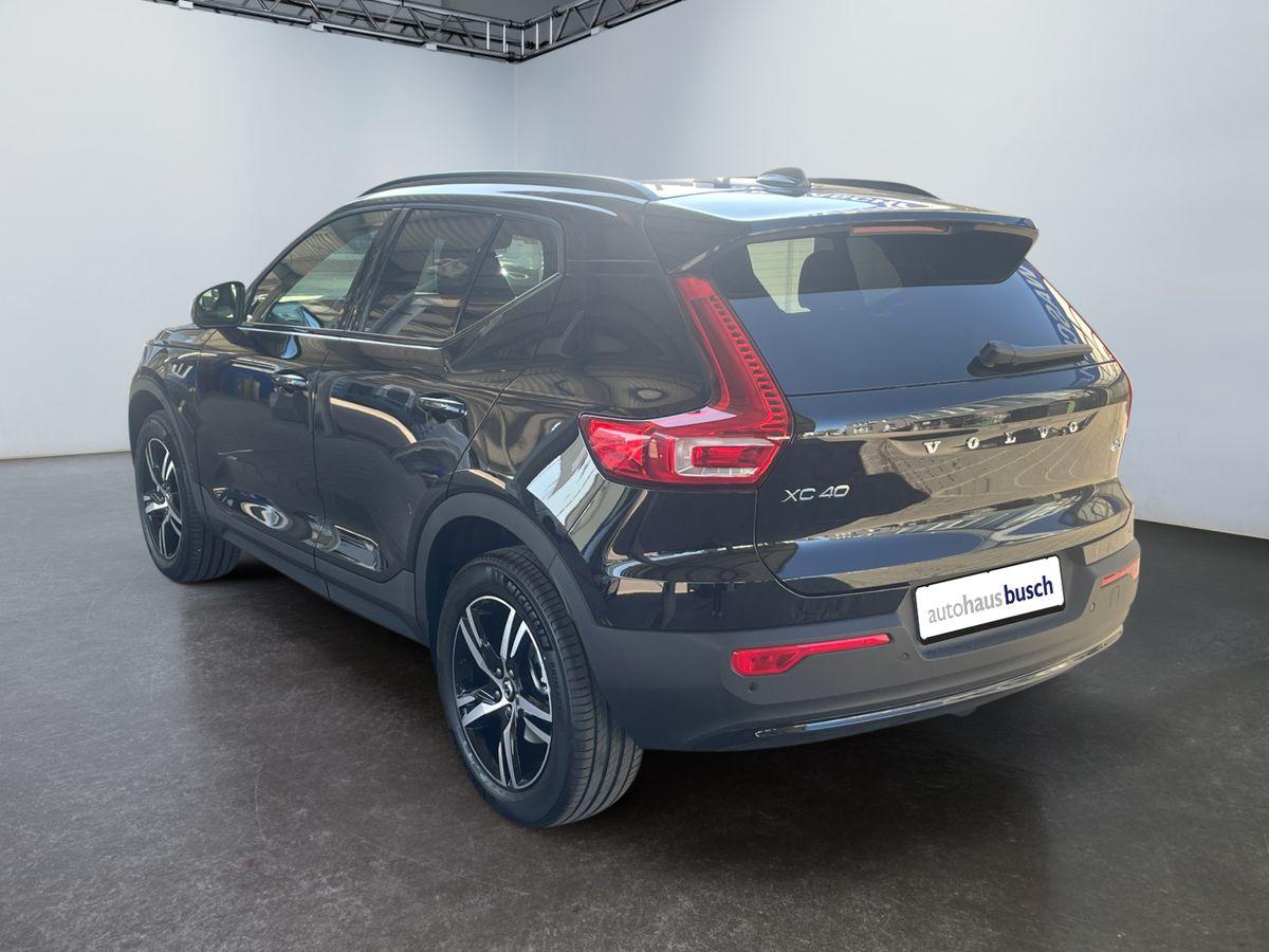 Volvo XC40 B3 Mild Hybrid Plus Dark Aut. - Bild 4