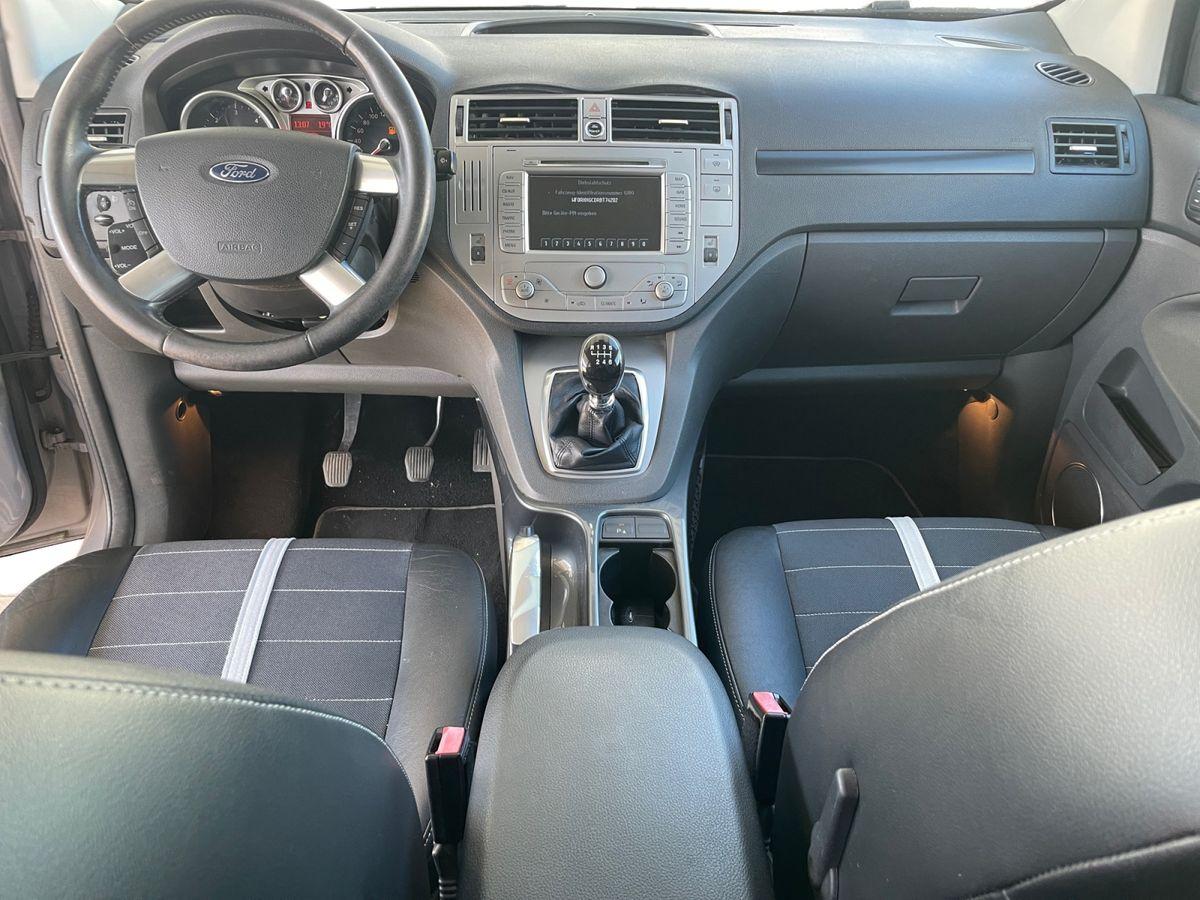 Ford Kuga 2.0 TDCi ** PANORAMADACH/PARKPILOT/NAVI ** - Bild 13