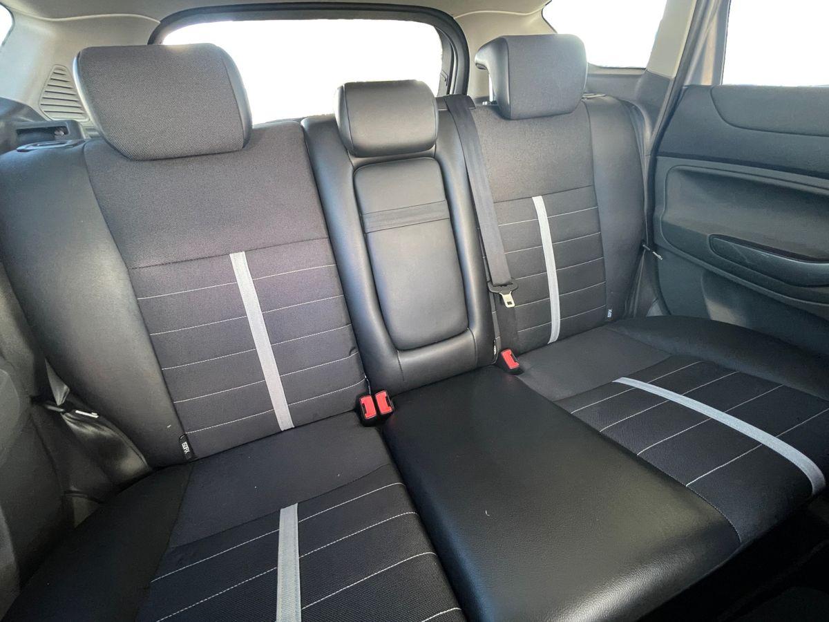 Ford Kuga 2.0 TDCi ** PANORAMADACH/PARKPILOT/NAVI ** - Bild 19