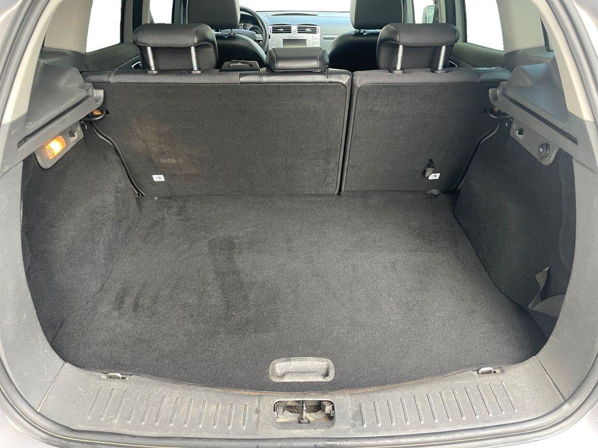 Ford Kuga 2.0 TDCi ** PANORAMADACH/PARKPILOT/NAVI ** - Bild 20
