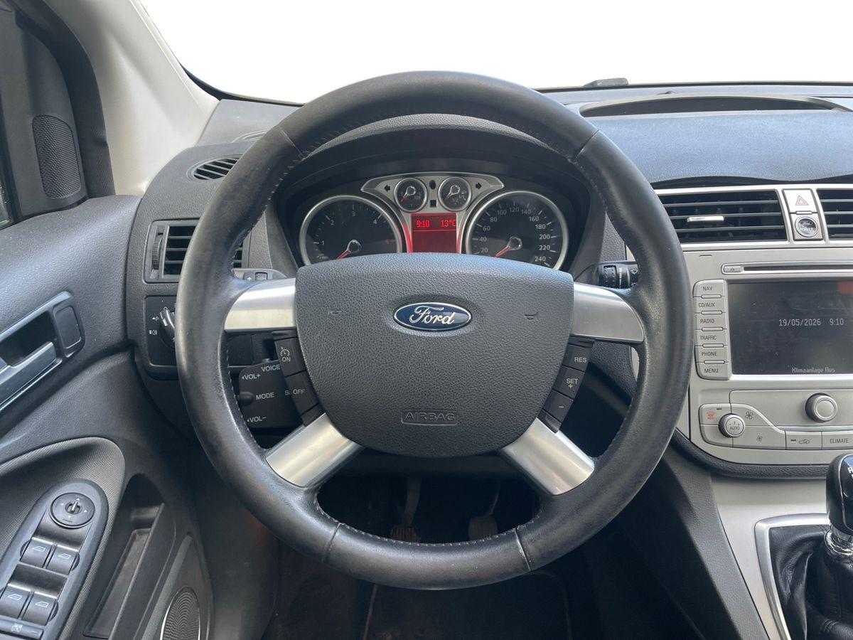 Ford Kuga 2.0 TDCi ** PANORAMADACH/PARKPILOT/NAVI ** - Bild 14
