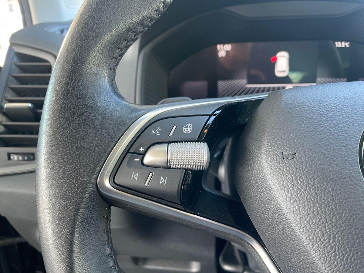 Skoda Karoq 1.5 TSI DSG * LED / KAMERA / Lenkrad beheizbar * - Bild 25