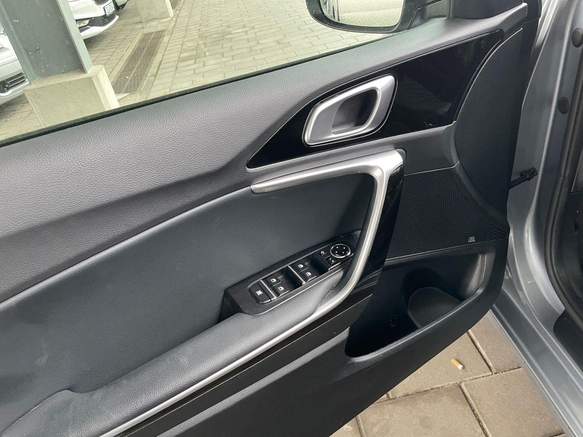 Kia Ceed Sportswagon Ultimate Edition 1.5 T-GDI Aut. *ACC/KAMERA/NAVI* - Bild 12