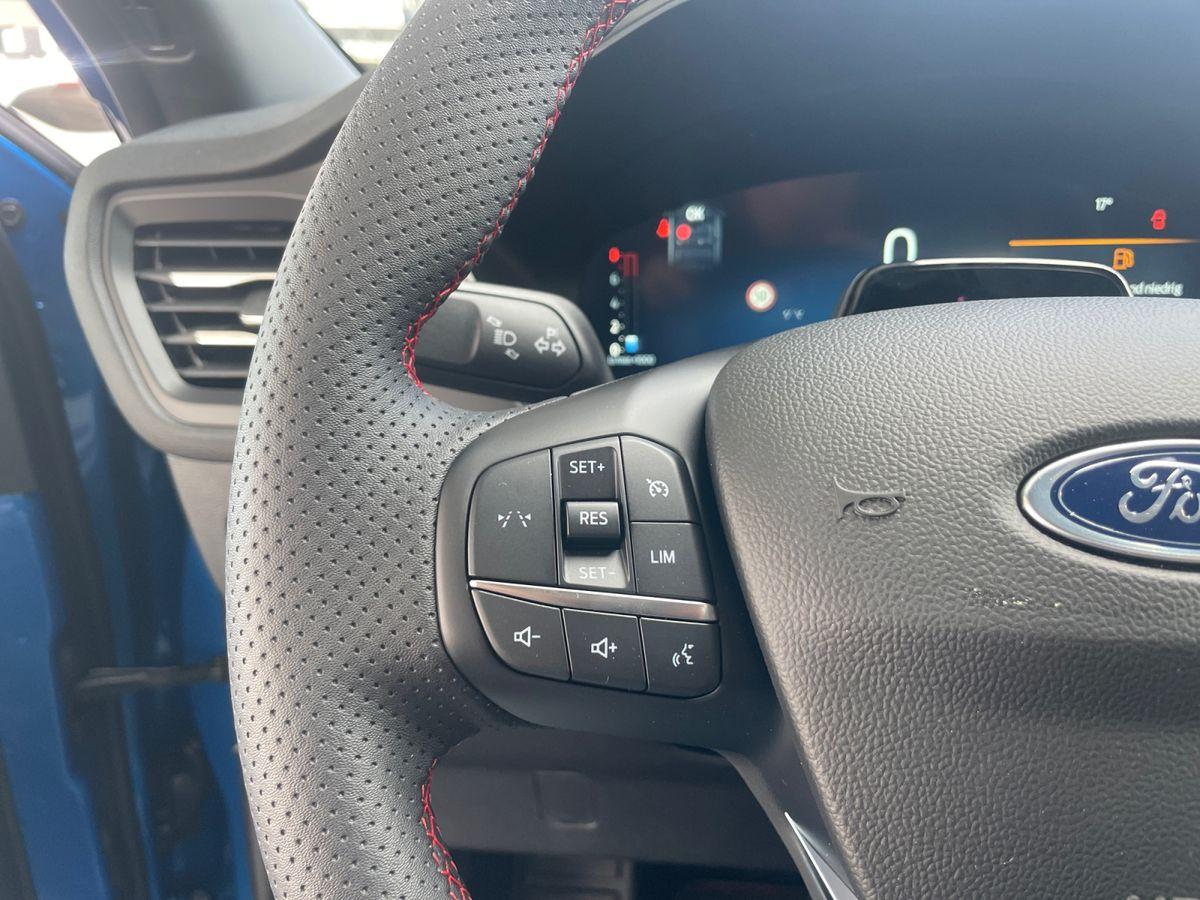 Ford Kuga 1.5 EcoBoost Aut. * WINTER-Paket – 19″ LMF * - Bild 25
