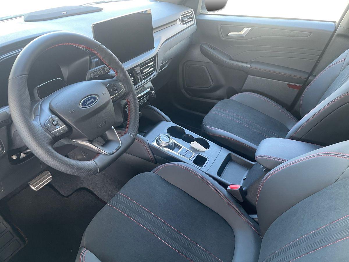 Ford Kuga 1.5 EcoBoost Aut. Styling Paket Black / 20″ LMF - Bild 11