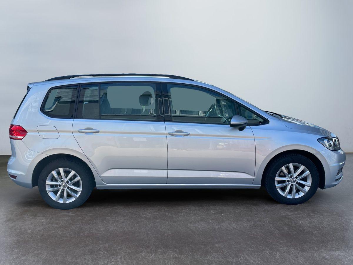VW Touran 1.5 TSI ** ACC/NAVI/PARKPILOT/7-Sitzer ** - Bild 7
