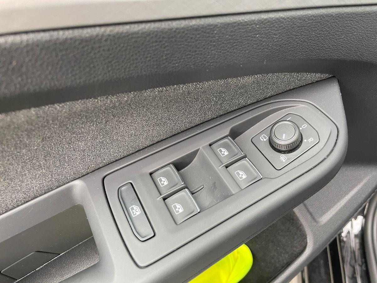 VW Golf 1.5 eTSI DSG Aut. Life * ACC/LED/WINTER-PAKET * - Bild 12