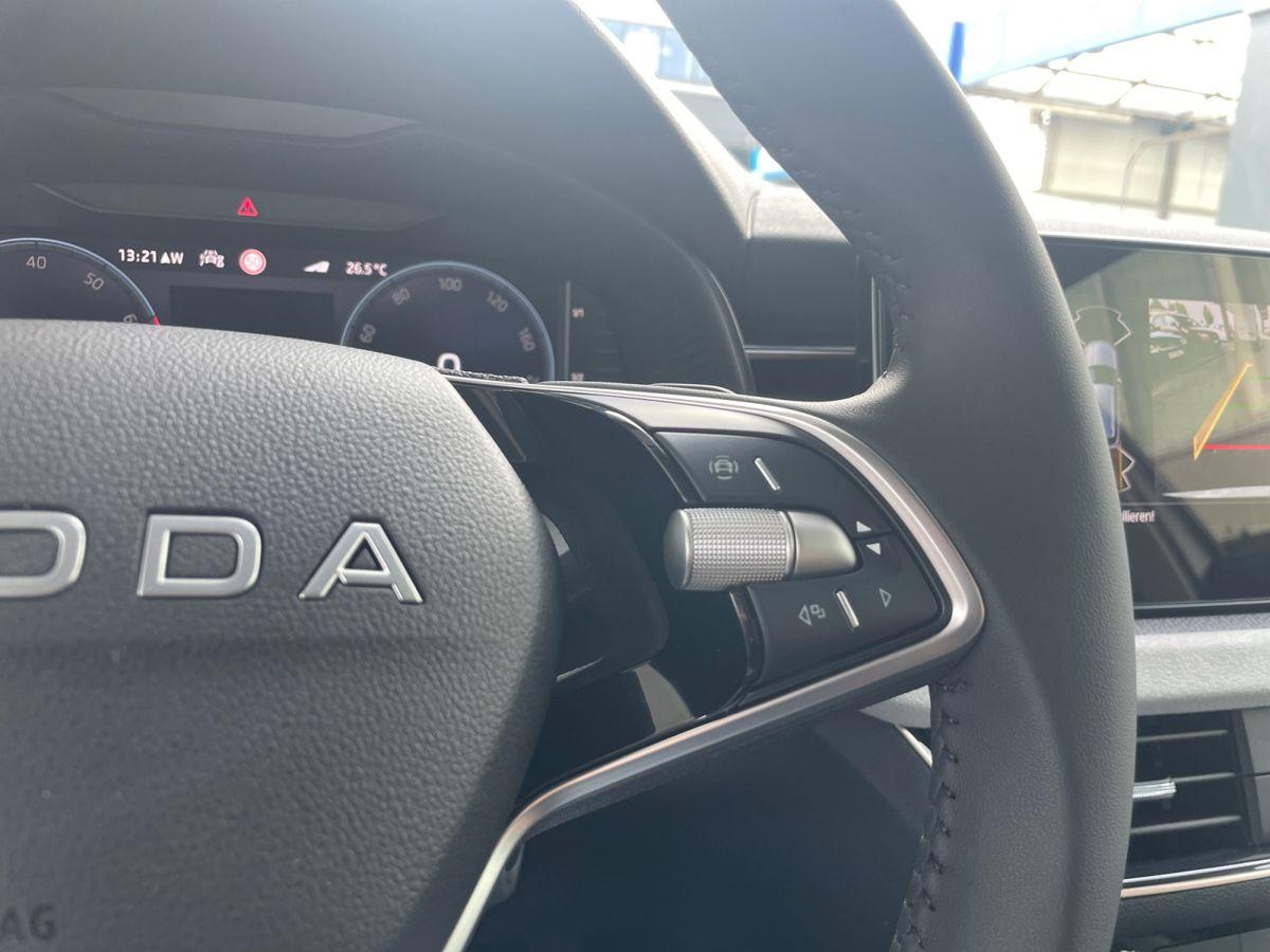 Skoda Kamiq Selection 1.0 TSI Aut. DSG **LED/ALU/KAMERA/WINTER-PAKET** - Bild 26