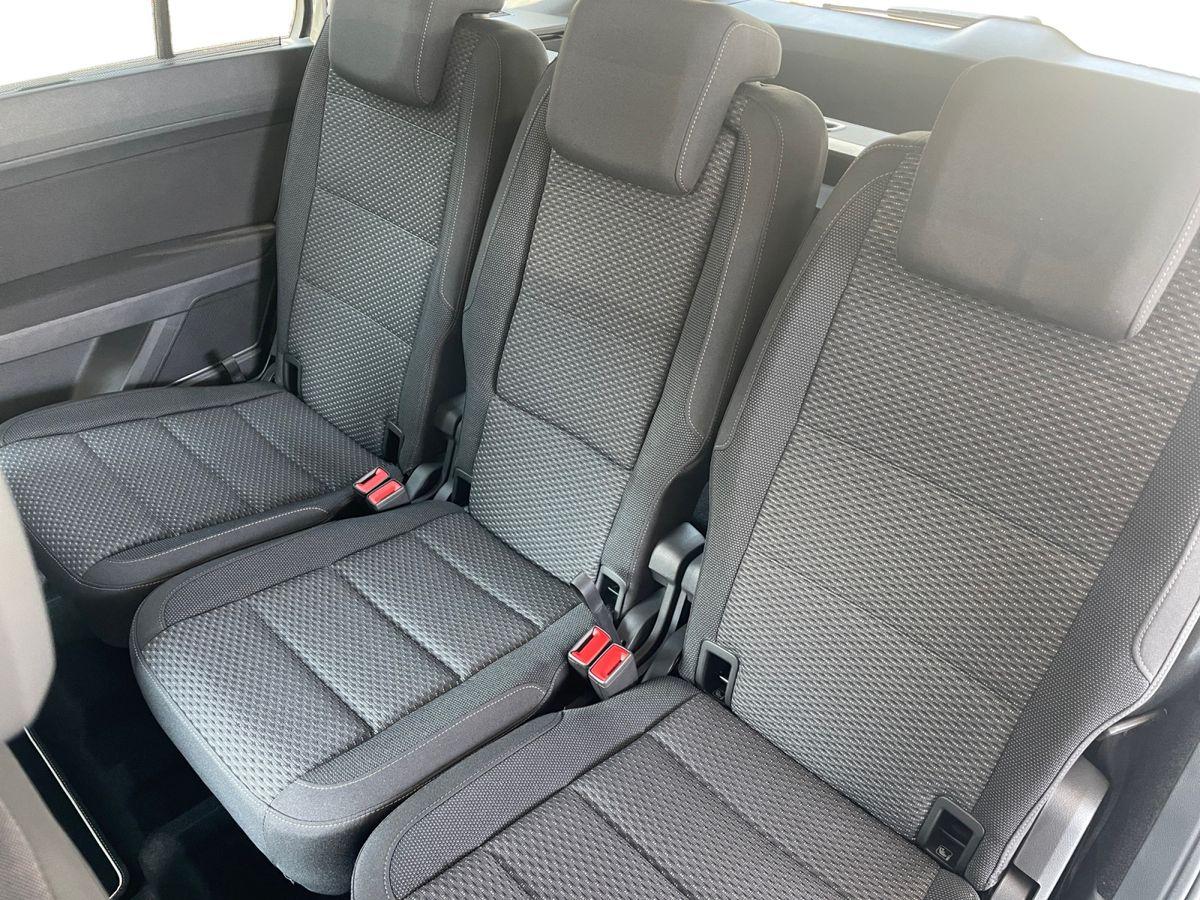 VW Touran Comfortline 1.5 TSI DSG Aut. TOP Edition ACC/AHK - Bild 17