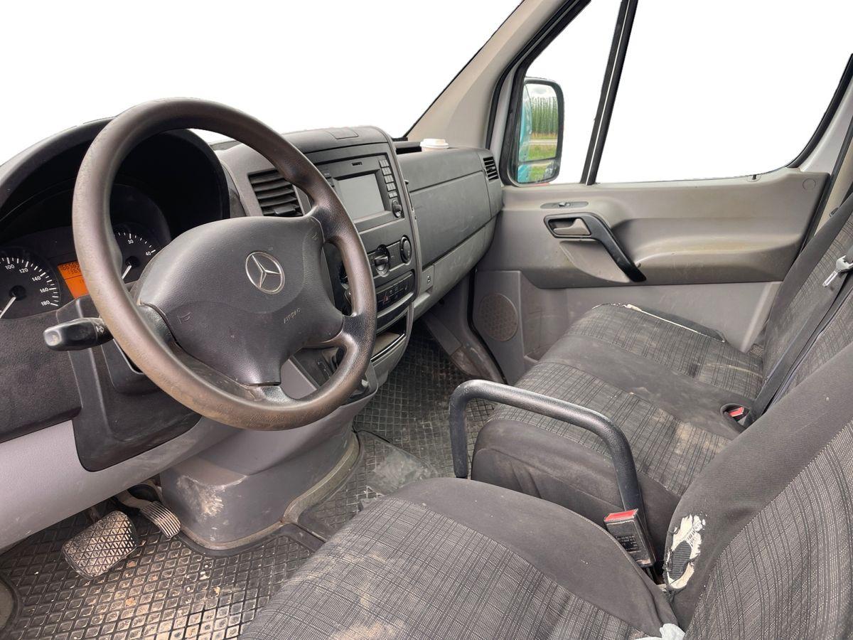 Mercedes-Benz Sprinter 318/319 CD 3.0C - Bild 12