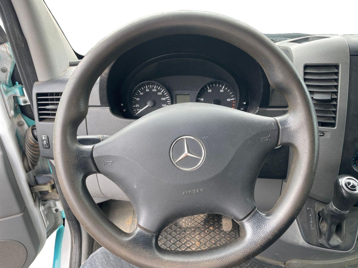Mercedes-Benz Sprinter 318/319 CD 3.0C - Bild 14
