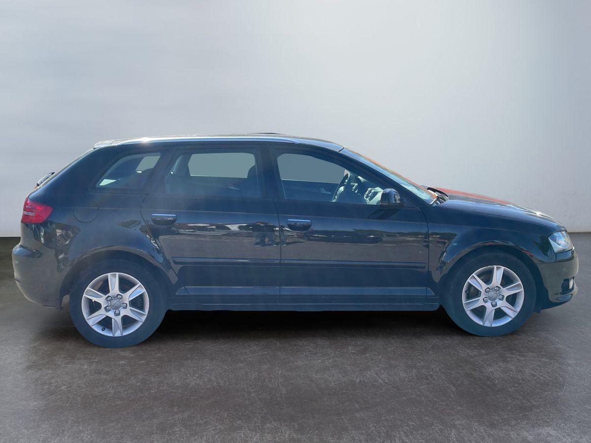 Audi A3 1.6 TDI Attraction ** nur für Händler ** - Bild 7