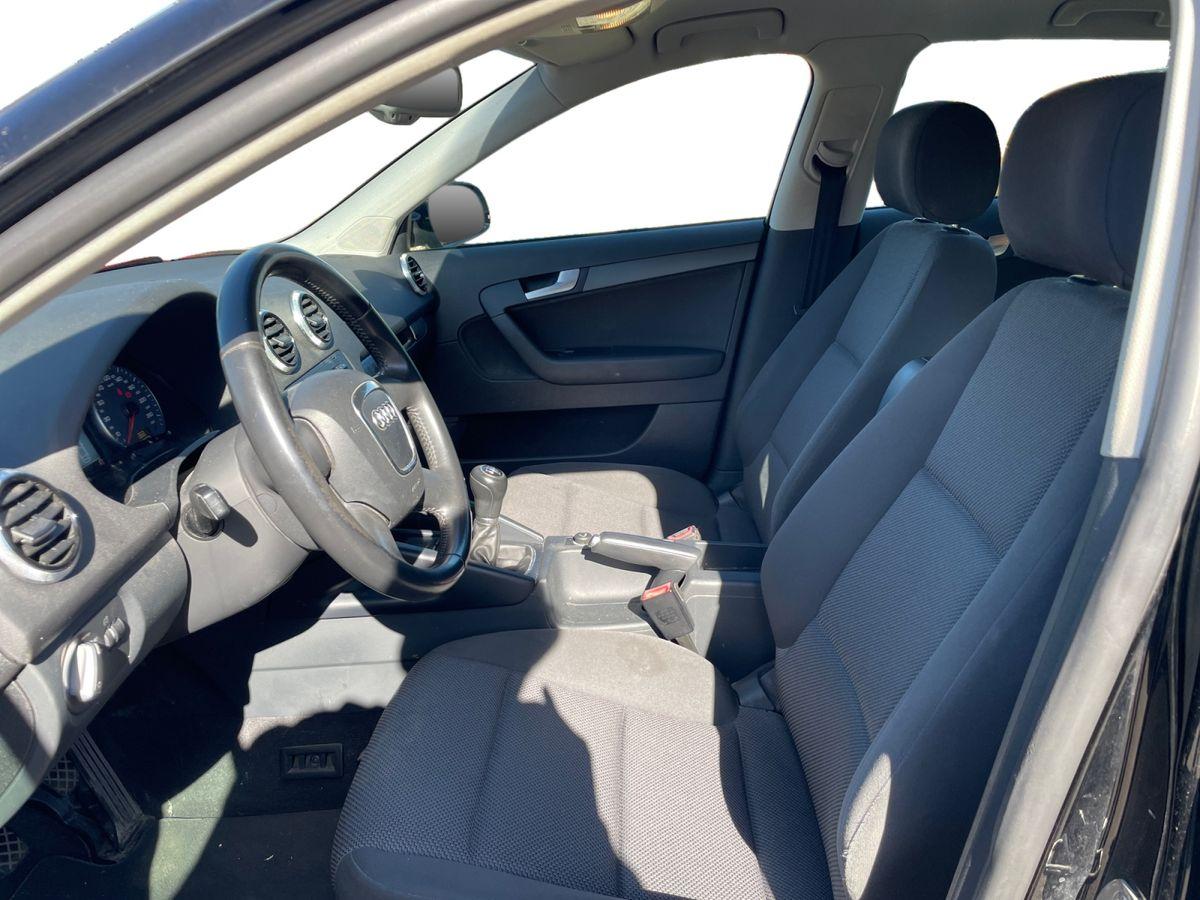 Audi A3 1.6 TDI Attraction ** nur für Händler ** - Bild 11
