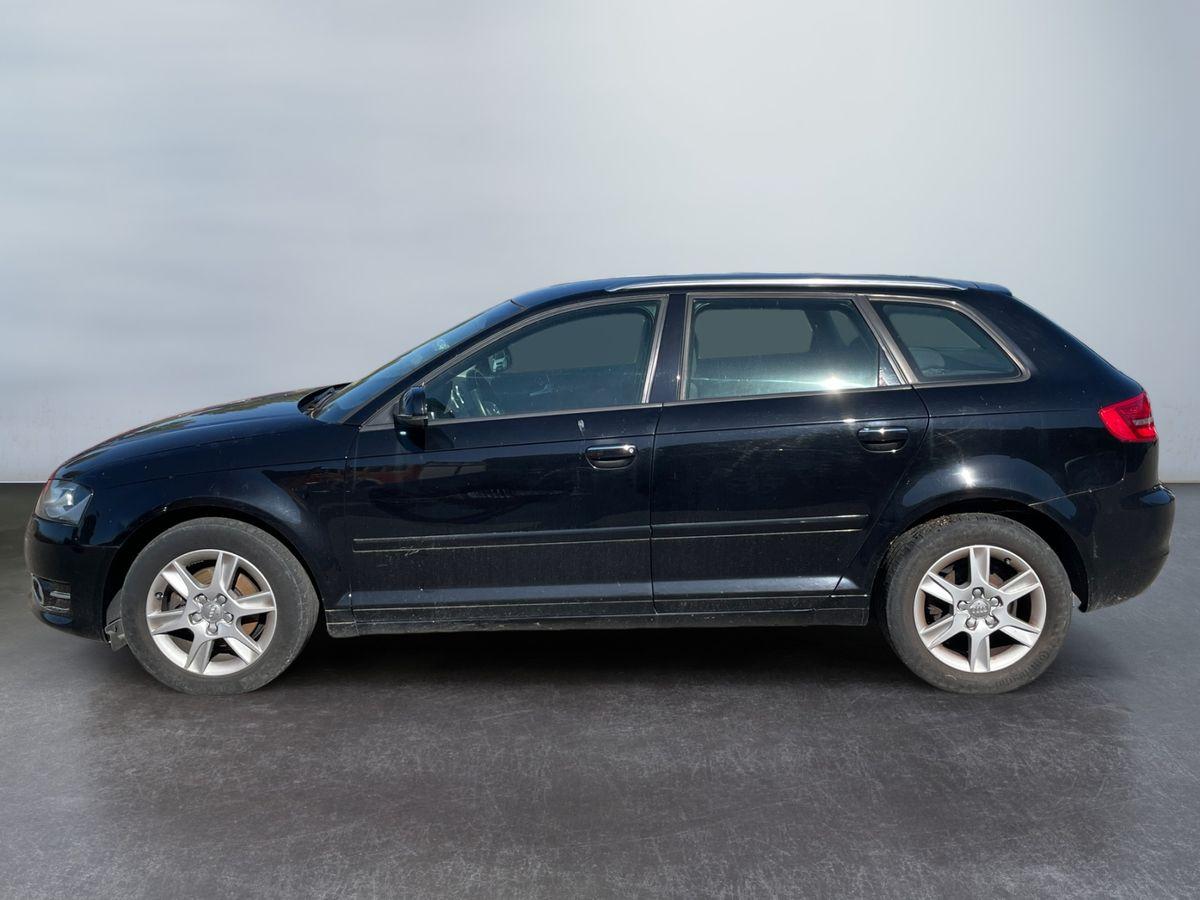Audi A3 1.6 TDI Attraction ** nur für Händler ** - Bild 3