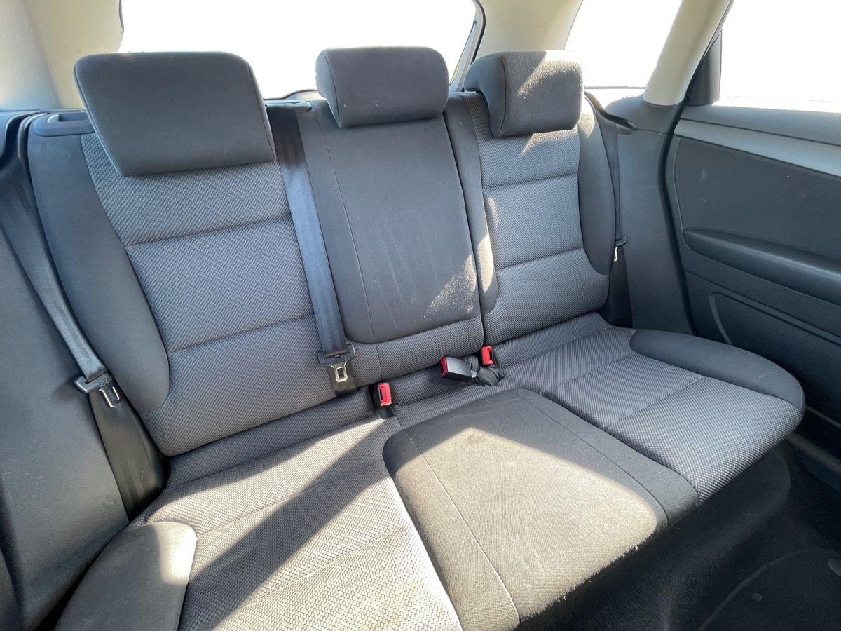 Audi A3 1.6 TDI Attraction ** nur für Händler ** - Bild 19