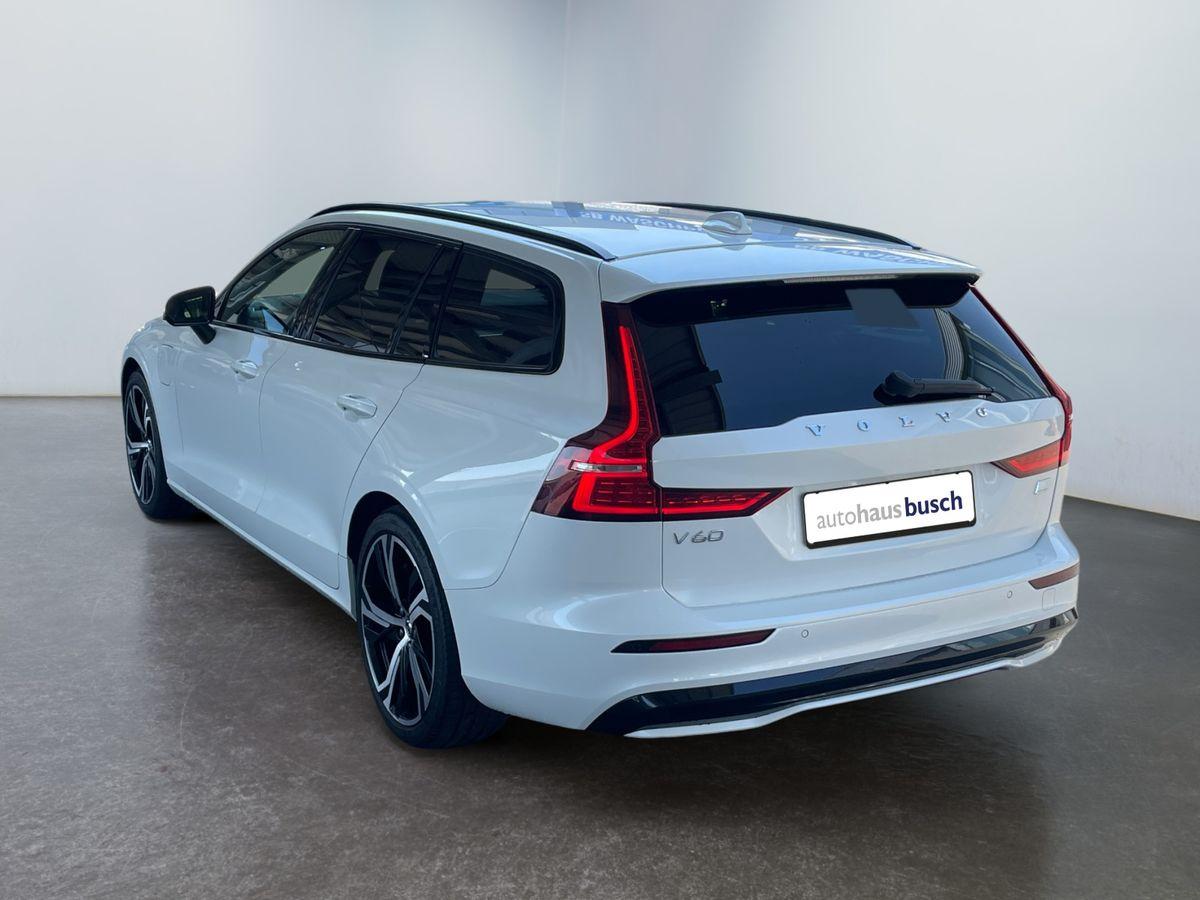Volvo V60 Kombi Plus Dark T8 Recharge Plug-In Hybrid AWD - Bild 4