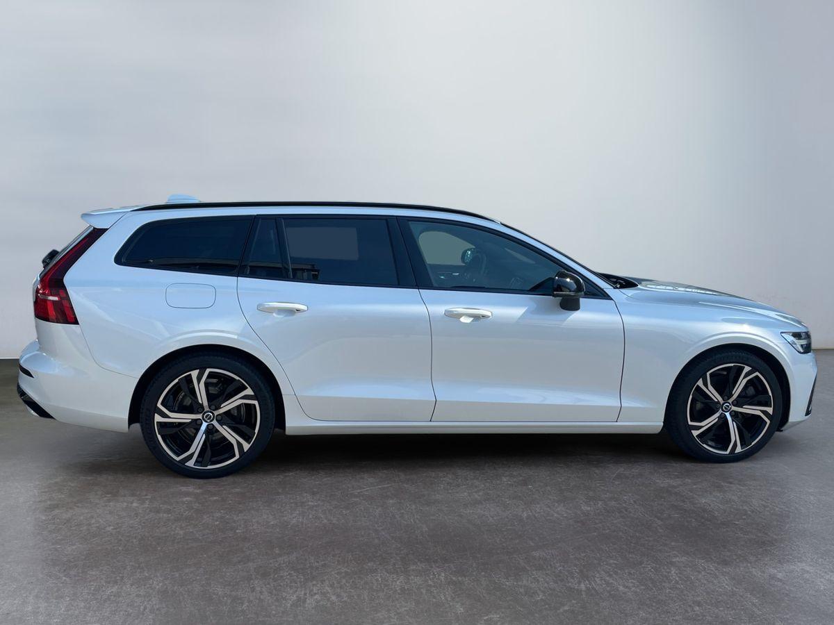 Volvo V60 Kombi Plus Dark T8 Recharge Plug-In Hybrid AWD - Bild 7