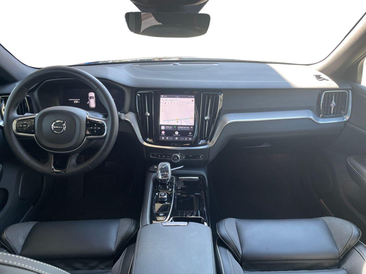 Volvo V60 Kombi Plus Dark Recharge Plug-In Hybrid AWD - Bild 13