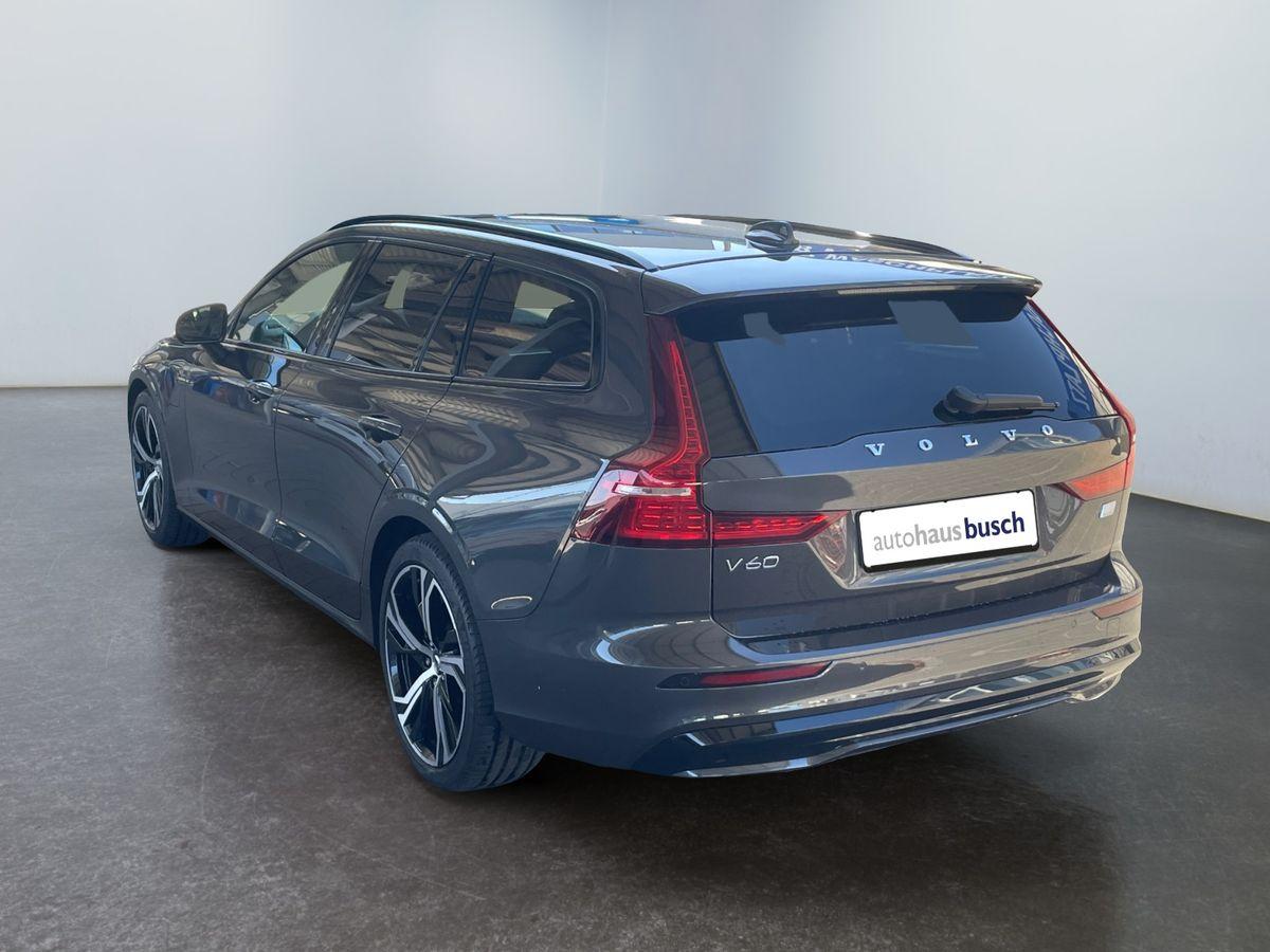 Volvo V60 Kombi Plus Dark Recharge Plug-In Hybrid AWD - Bild 4