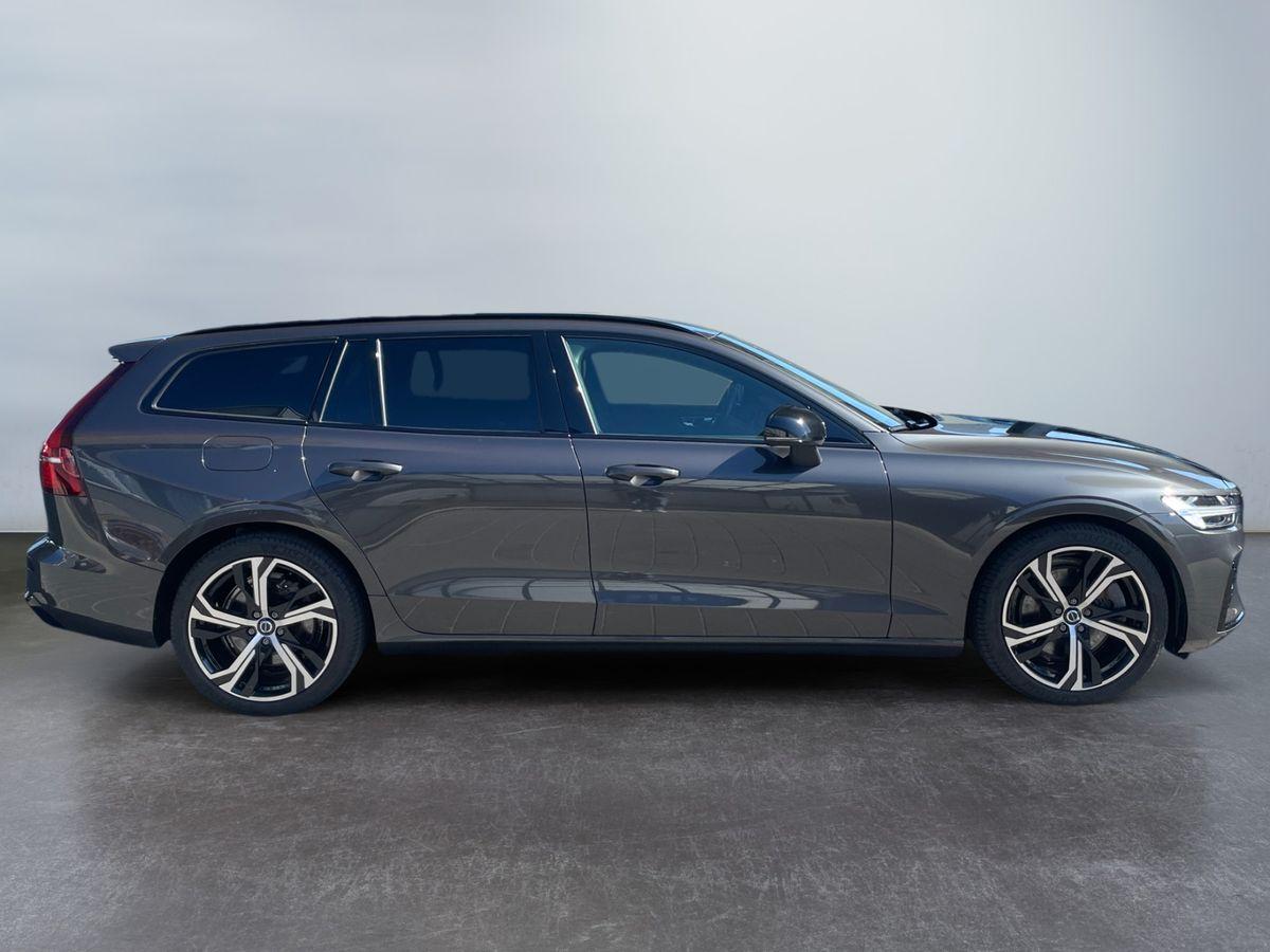 Volvo V60 Kombi Plus Dark Recharge Plug-In Hybrid AWD - Bild 7