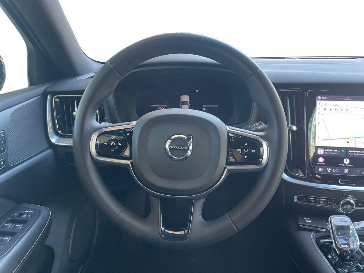 Volvo V60 Kombi Plus Dark Recharge Plug-In Hybrid AWD - Bild 14