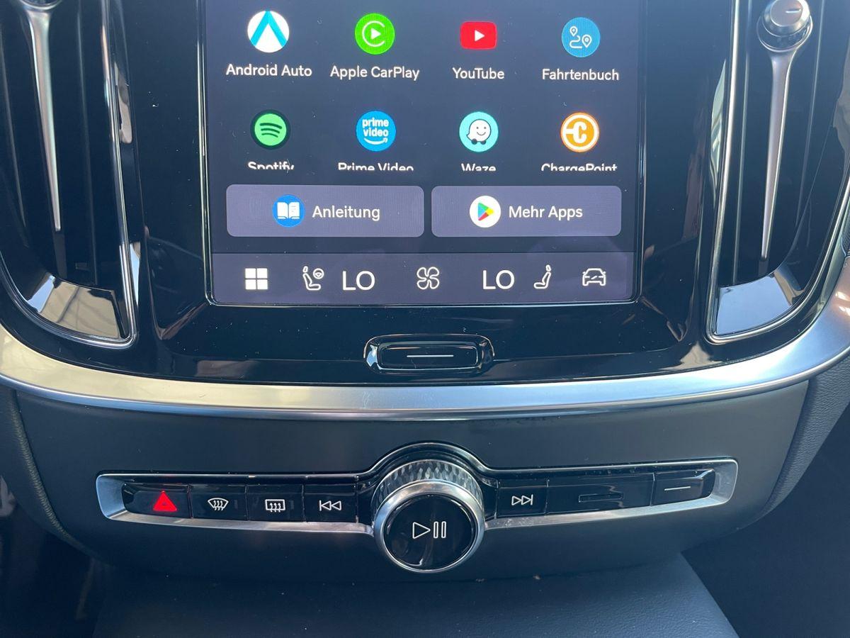 Volvo V60 Kombi Plus Dark Recharge Plug-In Hybrid AWD - Bild 23