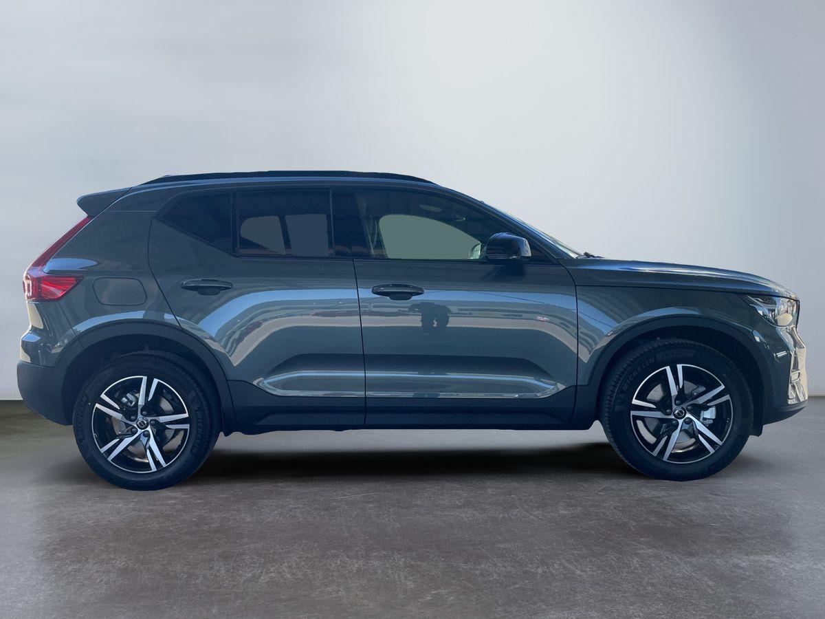 Volvo XC40 Plus Dark 2WD 2.0 Turbo Metallic - Bild 7