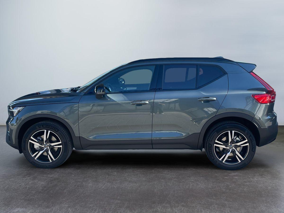 Volvo XC40 Plus Dark 2WD 2.0 Turbo Metallic - Bild 3