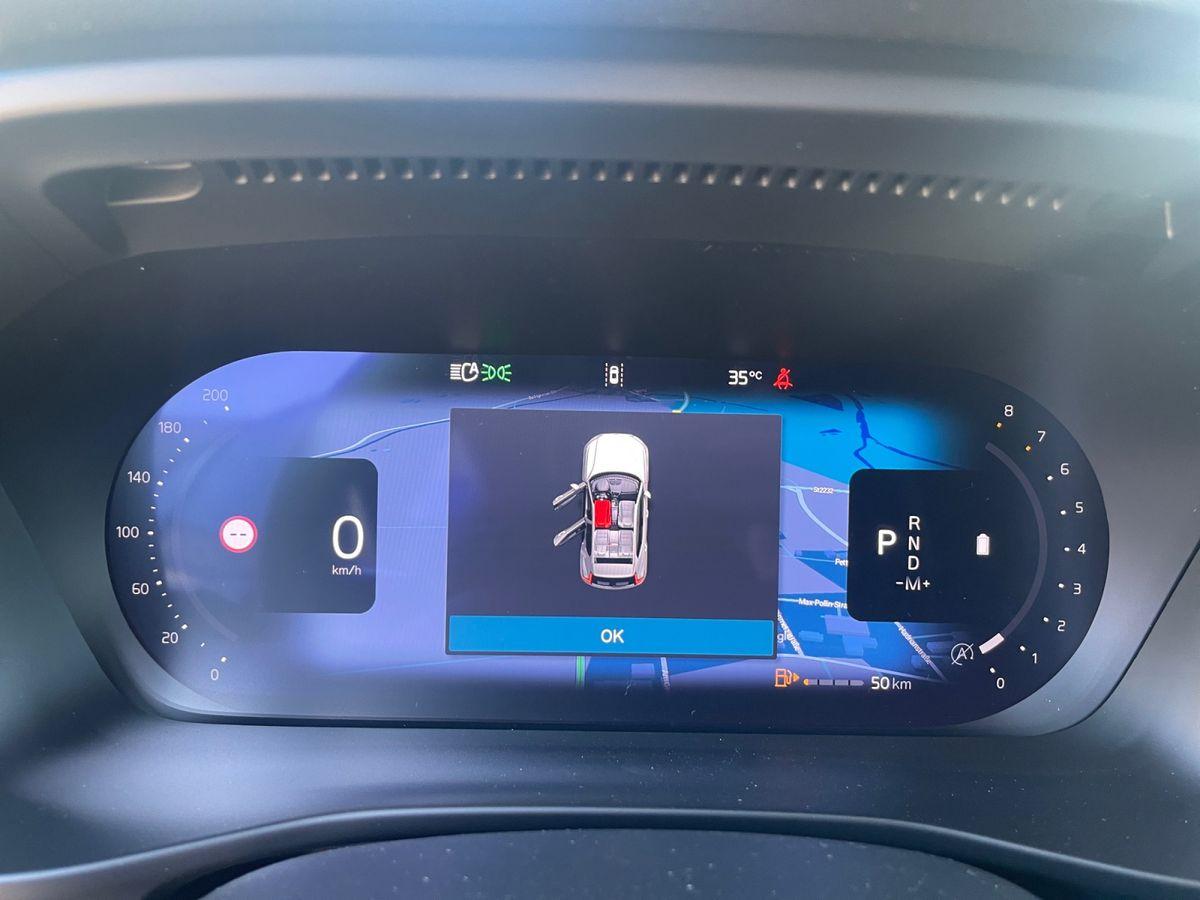 Volvo XC40 Plus Dark 2WD 2.0 Turbo Metallic - Bild 15