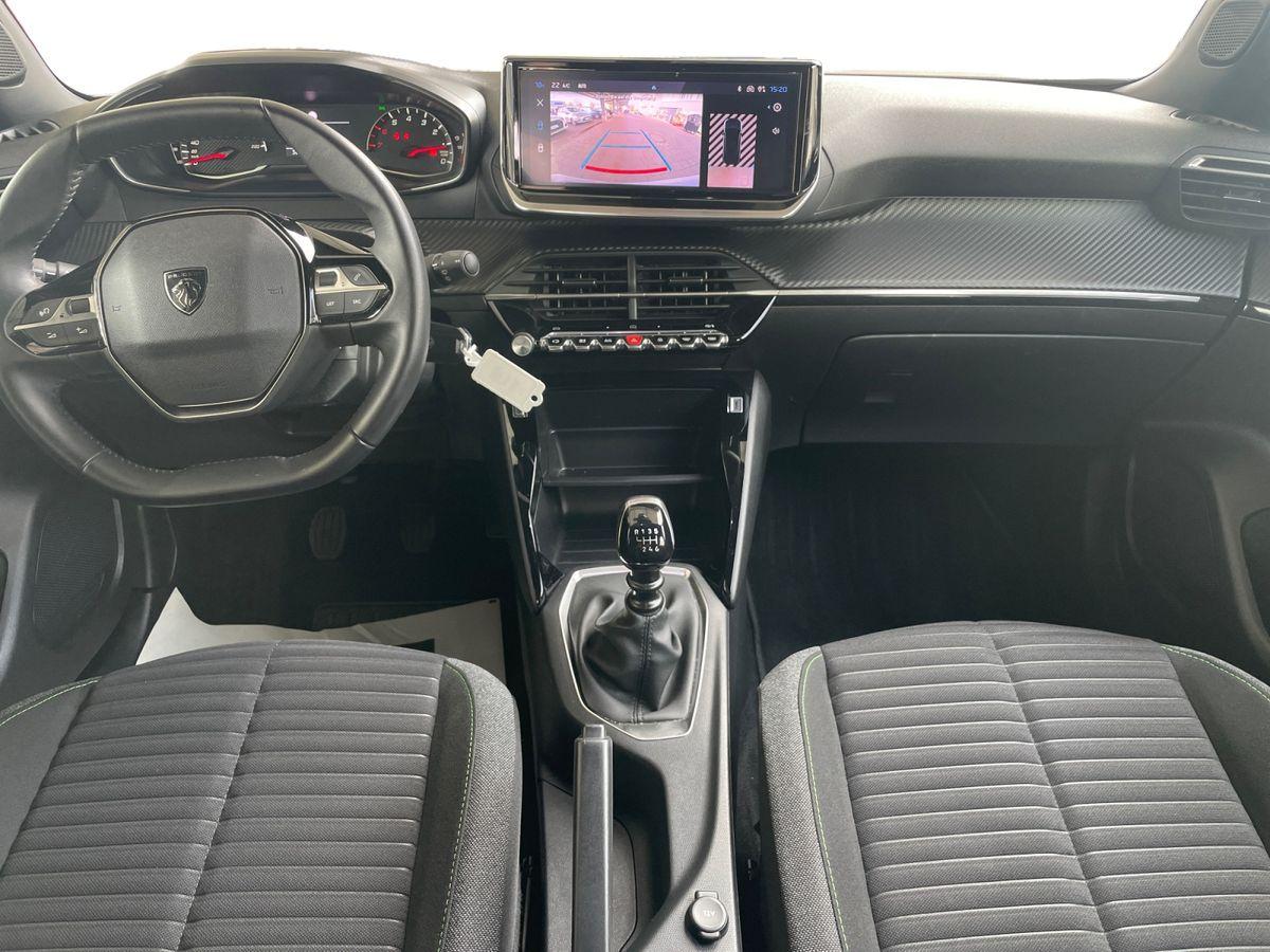 Peugeot 2008 1.2 PureTech ** KAMERA / NAVI ** - Bild 13