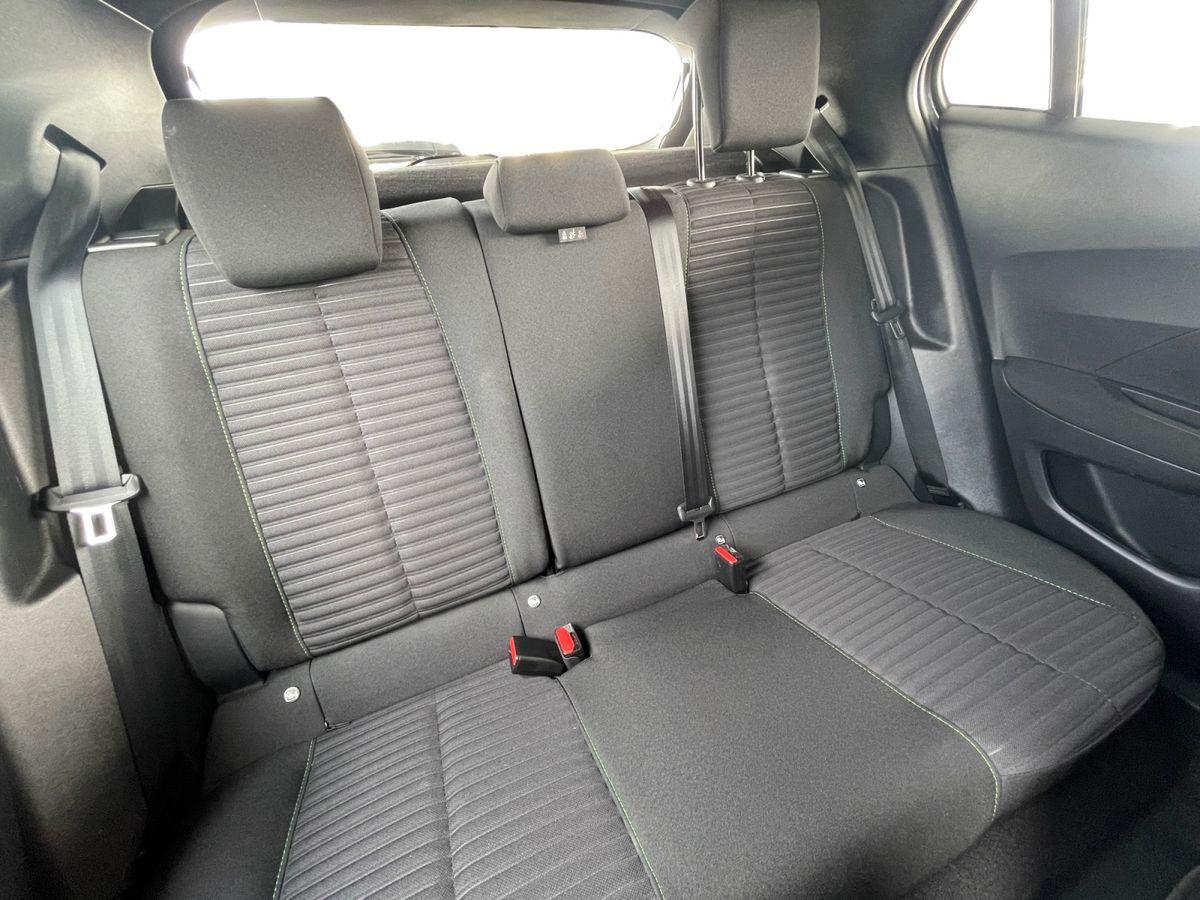 Peugeot 2008 1.2 PureTech ** KAMERA / NAVI ** - Bild 19