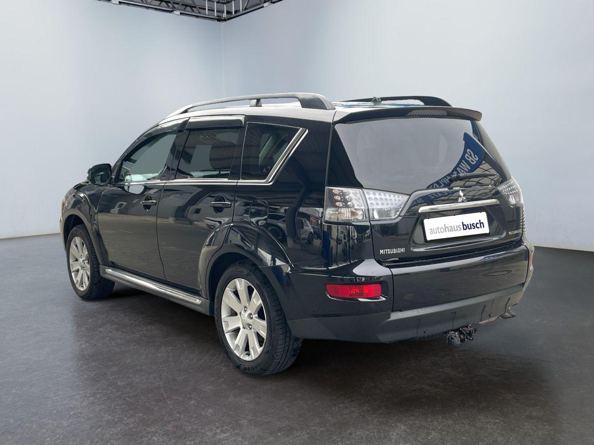 Mitsubishi Outlander 2.2 DI-D Aut. ** nur für Händler ** - Bild 4