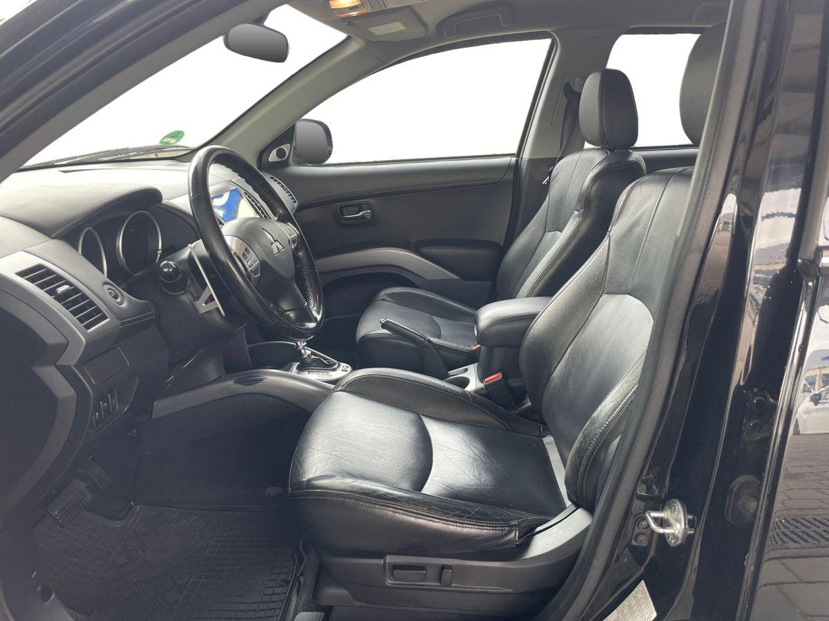 Mitsubishi Outlander 2.2 DI-D Aut. ** nur für Händler ** - Bild 11