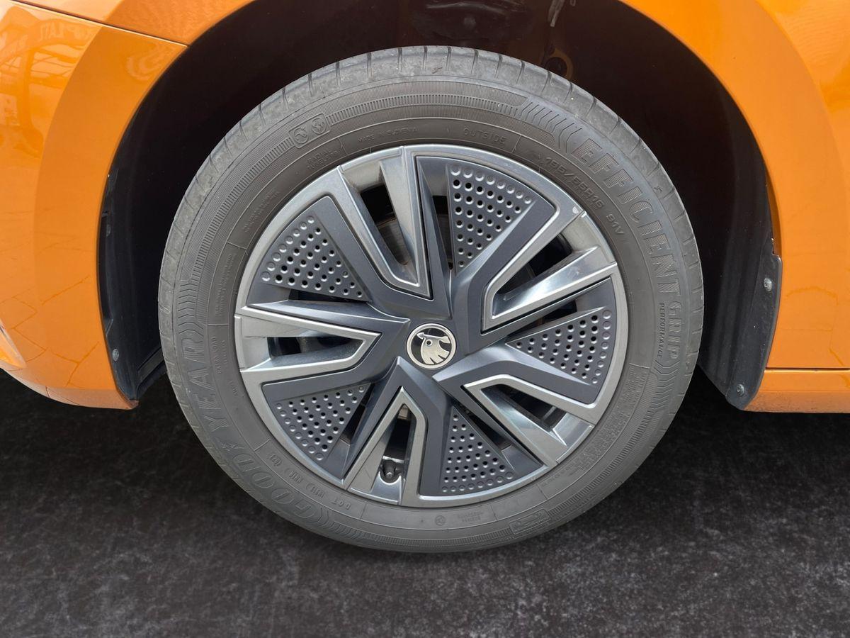 Skoda Fabia 1.0 TSI Aut. DSG * KAMERA / Tempomat * - Bild 10